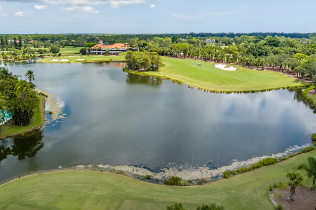 $15,000 | 1504 Breakers W Boulevard, West Palm Beach, FL 33411