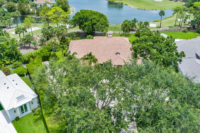 $15,000 | 1504 Breakers W Boulevard, West Palm Beach, FL 33411