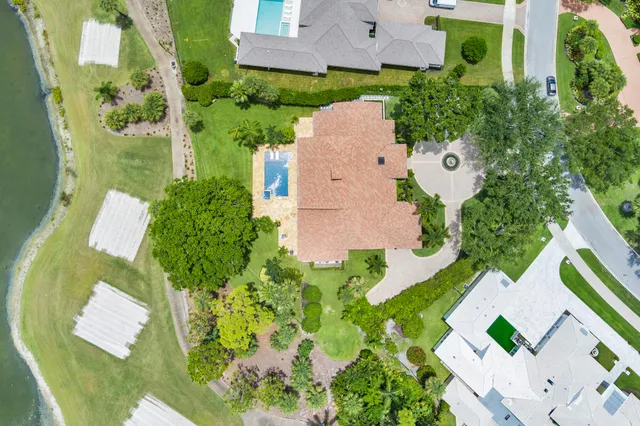 $15,000 | 1504 Breakers W Boulevard, West Palm Beach, FL 33411