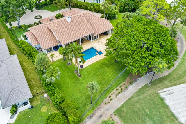 $15,000 | 1504 Breakers W Boulevard, West Palm Beach, FL 33411