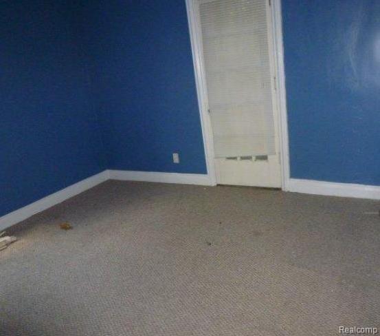 19555 Stratford Road Detroit, MI 48221 - Photo 2 of 6 7100177836 Bed.JPG