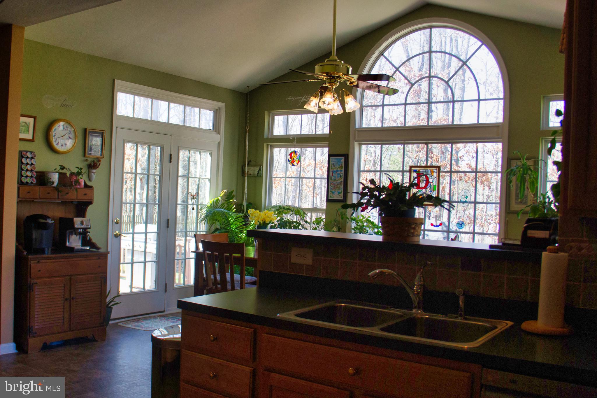 20 Red Fox Trail Sicklerville, NJ 08081 - Photo 22 of 64 Kitchen/Sunroom