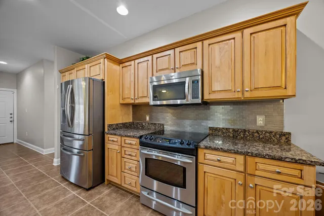 $685,000 | 26 Ocaso Drive, Asheville, NC 28806