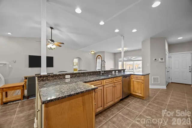 $685,000 | 26 Ocaso Drive, Asheville, NC 28806