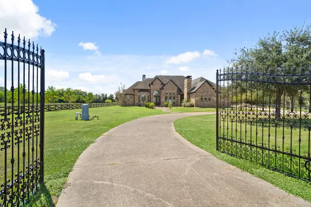 $799,000 | 8334 Galler Road, Richmond, TX 77469