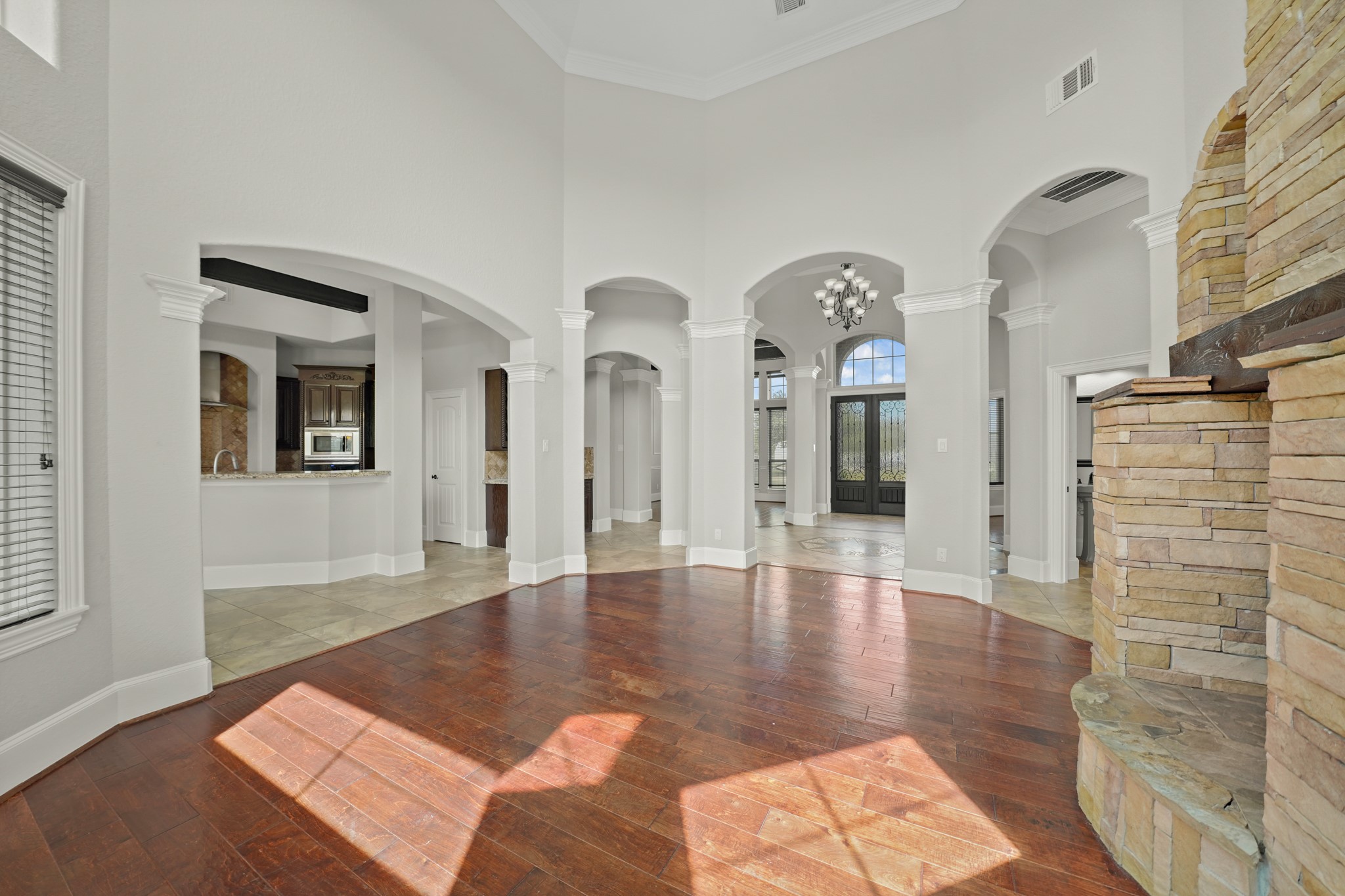 8334 Galler Road Richmond, TX 77469 - Photo 7 of 44