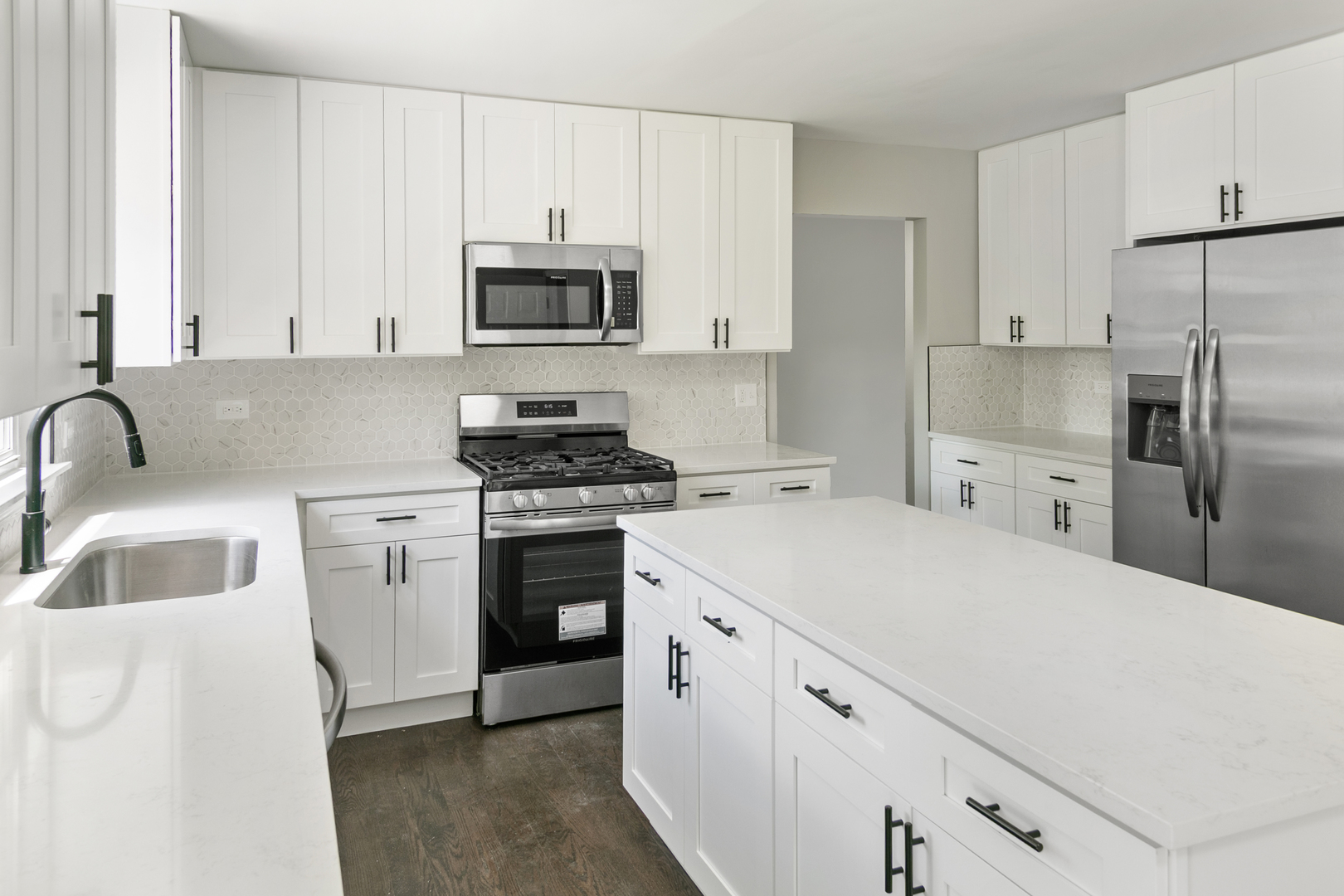 600 Brookstone Road Grayslake, IL 60030 - Photo 7 of 33