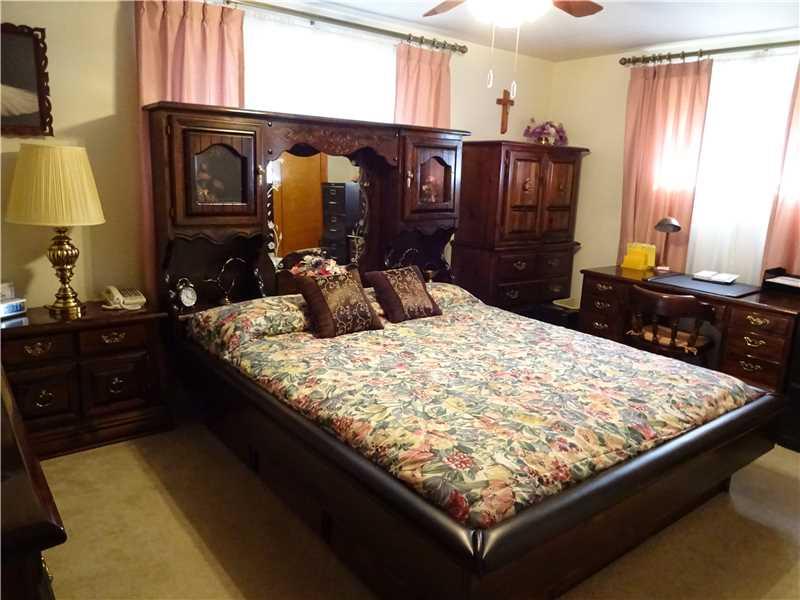 1448 Agnes Road Baldwin, PA 15227 - Photo 12 of 22 Master Bedroom.