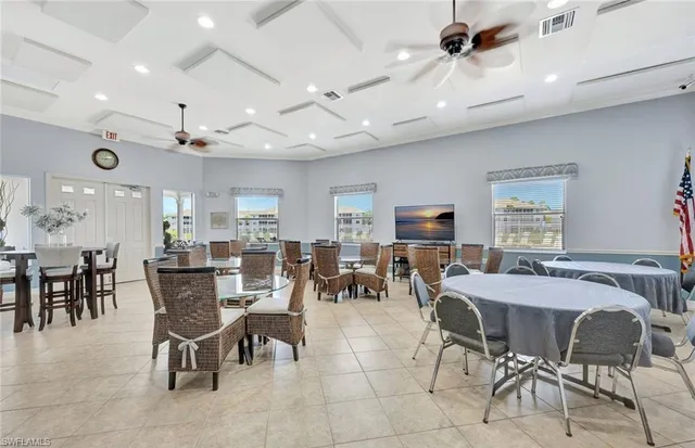 $1,700 | 7811 Regal Heron Circle, Unit 205, Naples, FL 34104