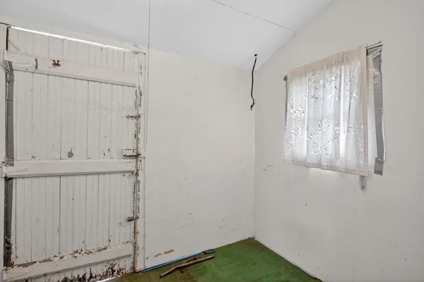 $84,900 | 611 Oakhill Avenue, Jackson, MI 49201