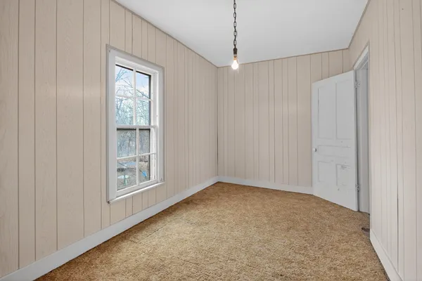 $84,900 | 611 Oakhill Avenue, Jackson, MI 49201