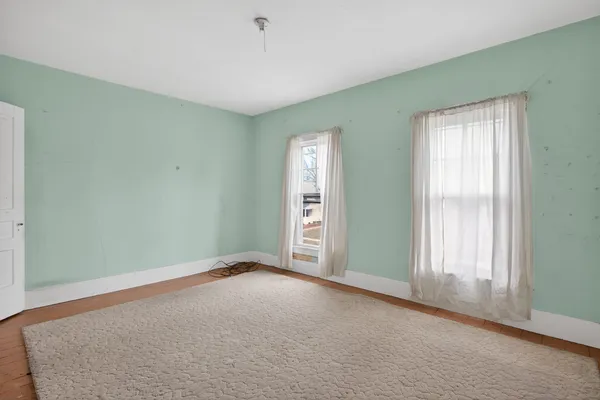 $84,900 | 611 Oakhill Avenue, Jackson, MI 49201