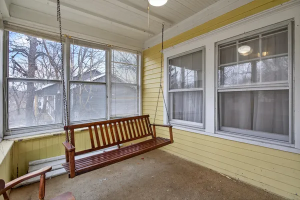 $84,900 | 611 Oakhill Avenue, Jackson, MI 49201