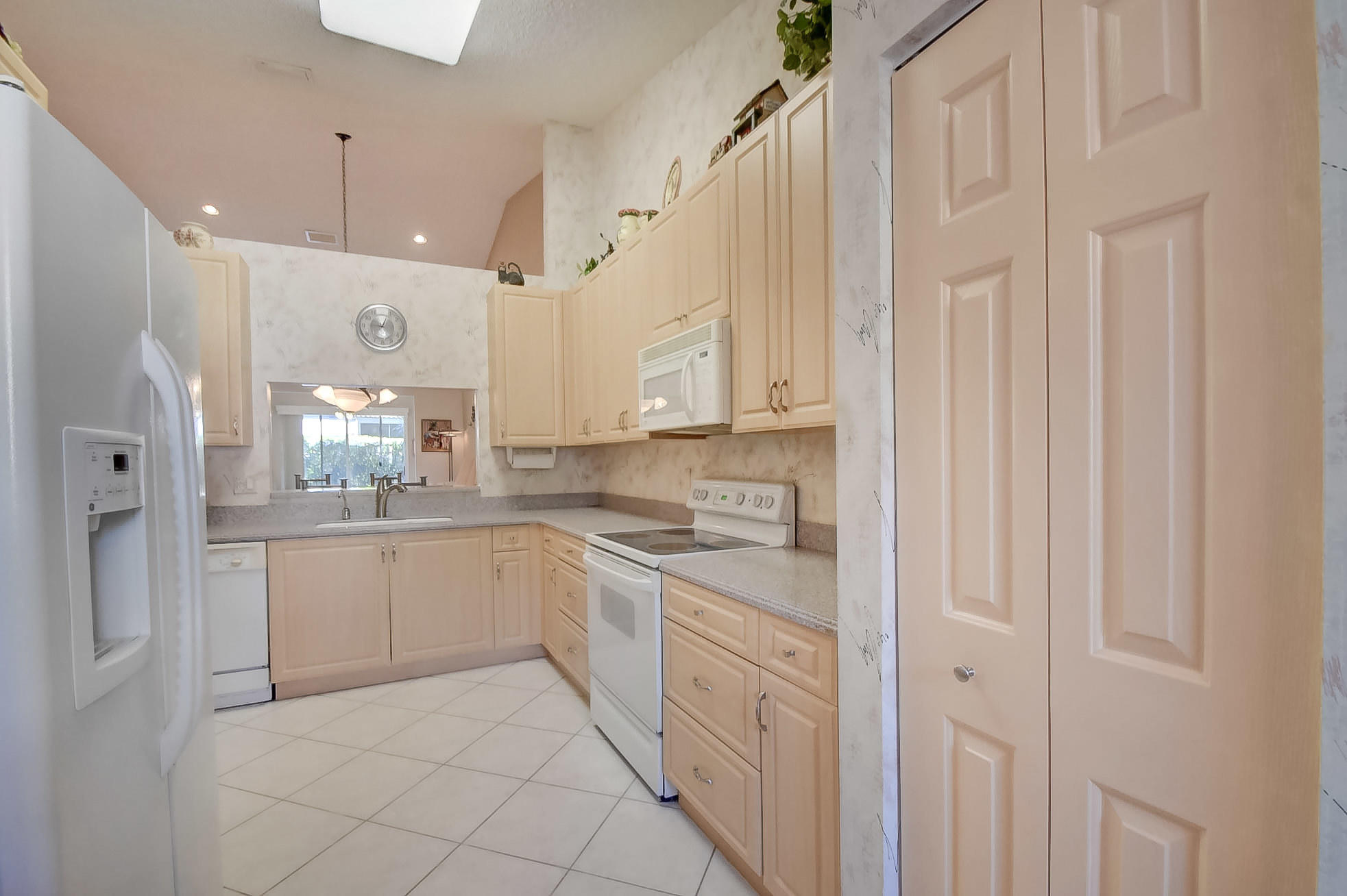 6235 Petunia Road Delray Beach, FL 33484 - Photo 19 of 27 18_alp_2351_2_3_4_5