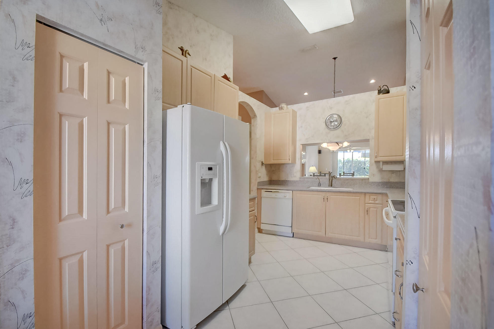 6235 Petunia Road Delray Beach, FL 33484 - Photo 20 of 27 19_alp_2356_57_58_59_60