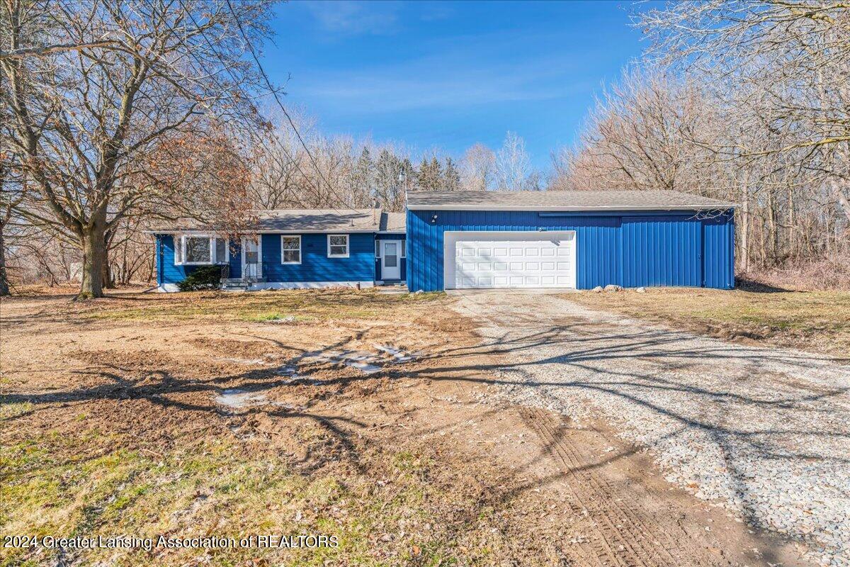 929 College Road Mason, MI 48854 - Photo 1 of 38 04-Media Jett-37