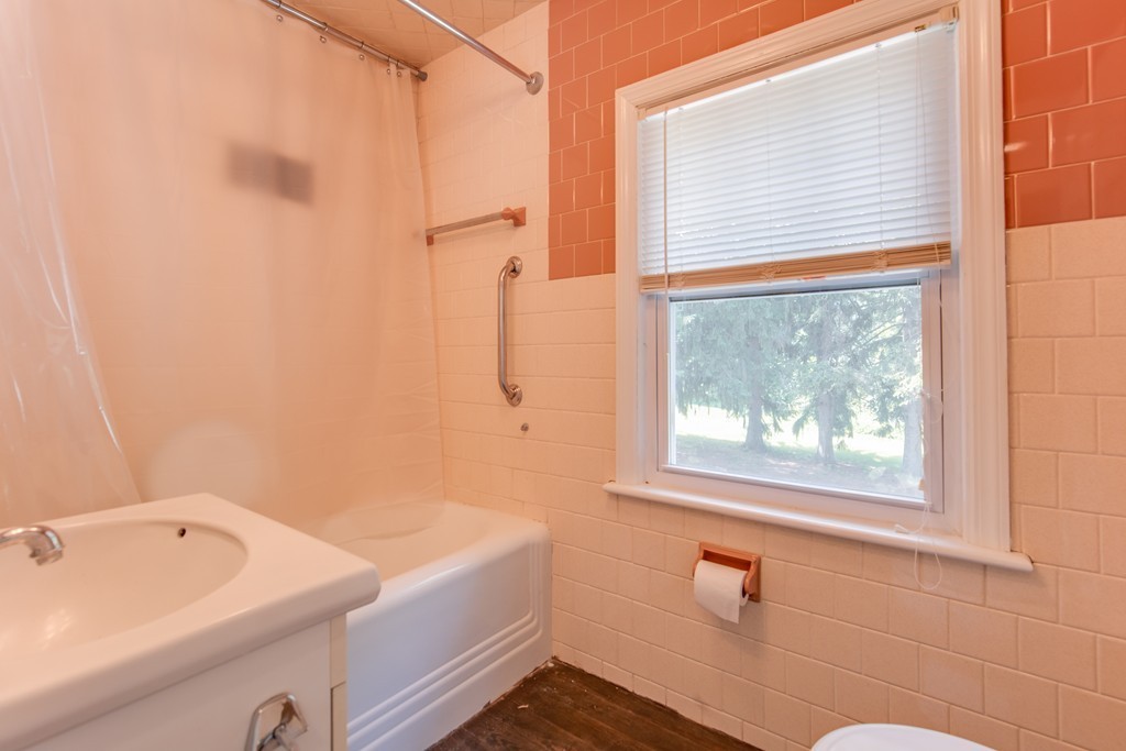 6 Dalton Road Chelmsford, MA 01824 - Photo 17 of 20 Gallery Image 17