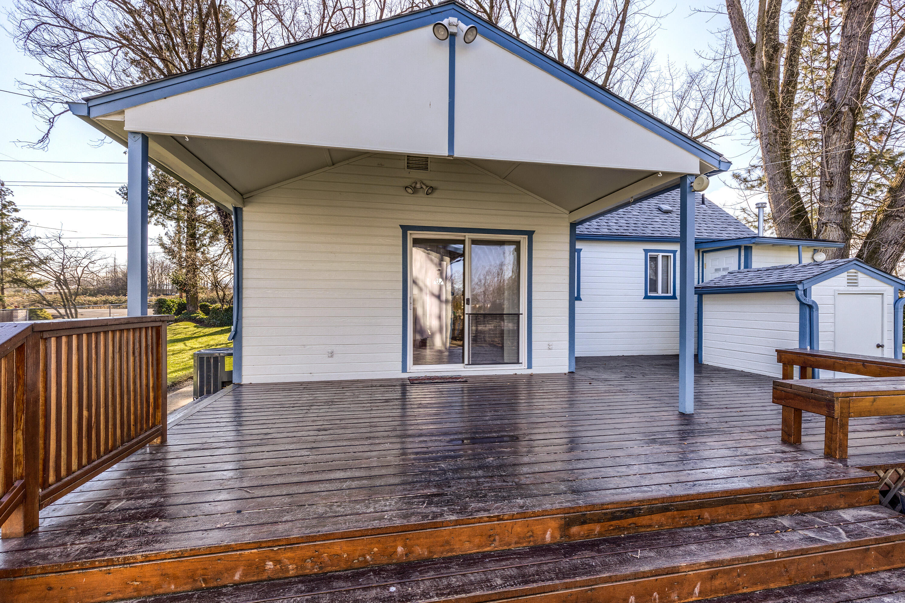 118 South Stage Road Medford, OR 97501 - Photo 15 of 45 15_SS_15