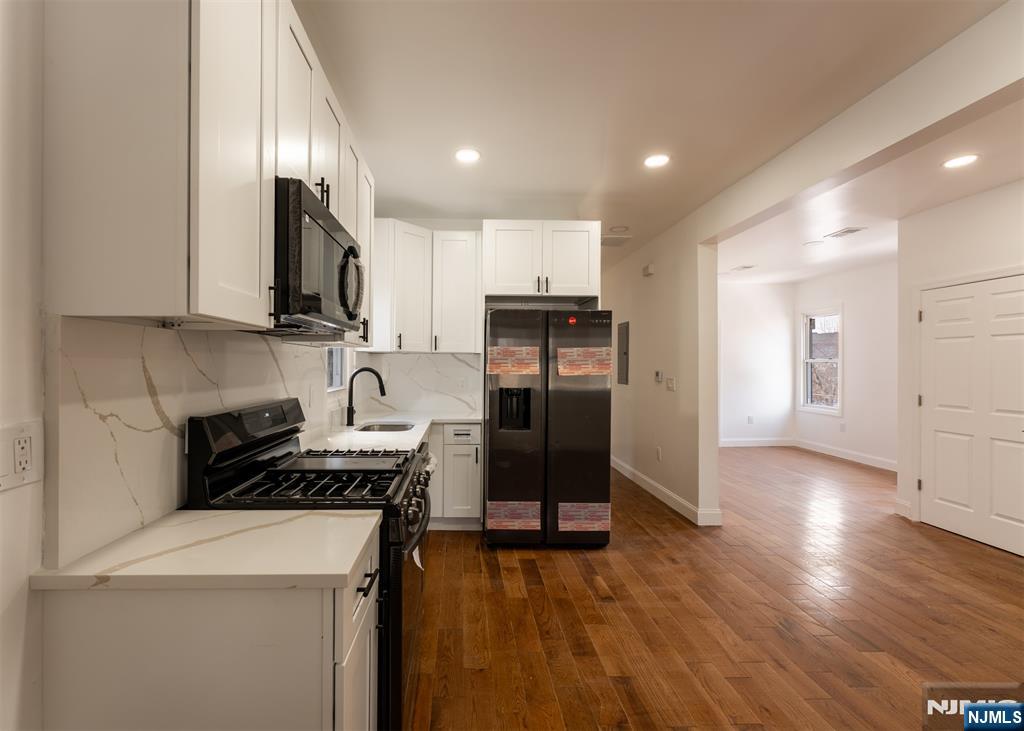 152 Washington Street Lodi, NJ 07644 - Photo 2 of 9