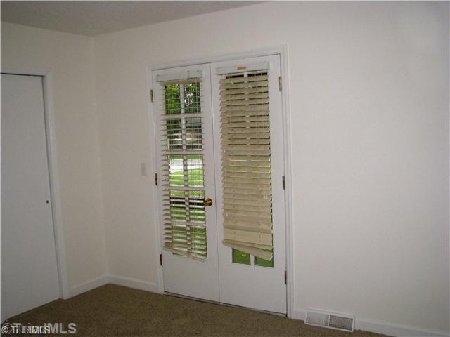 3251 High Cliffs Road Pfafftown, NC 27040 - Photo 14 of 15 2nd Bedroom.