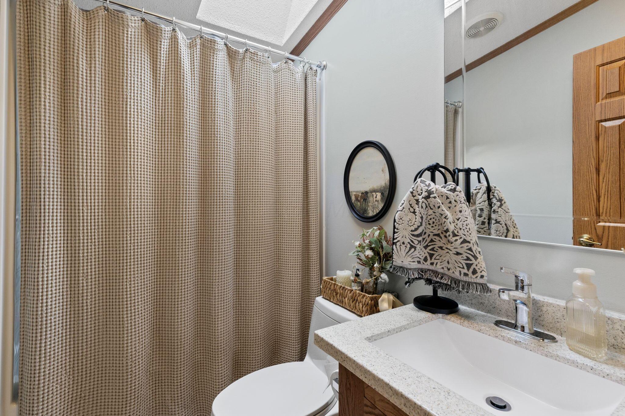 14948 Jack Run Road Rockbridge, OH 43149 - Photo 25 of 43 Bathroom 2