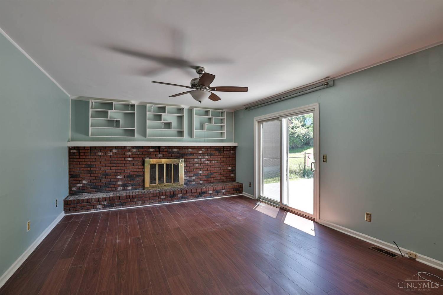 5449 Leumas Road Cincinnati, OH 45239 - Photo 8 of 33 Gallery Image 8