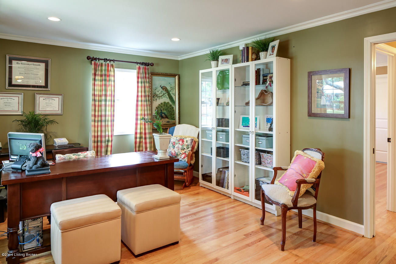 3600 Graham Road Louisville, KY 40207 - Photo 17 of 34 RealTourCast | Tim Holland | Graham (29