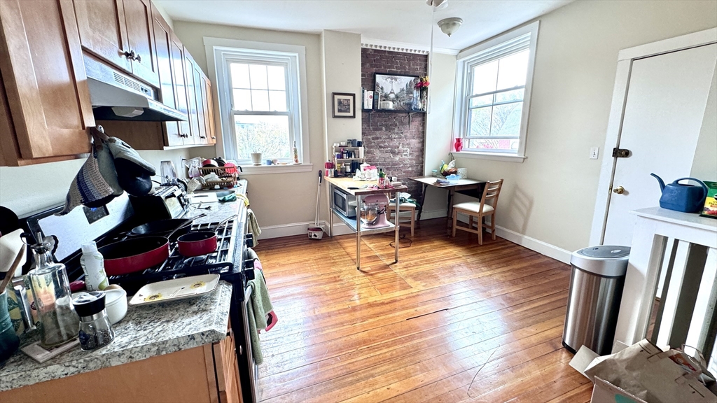 514 Harvard Street, Unit 3A Brookline, MA 02446 - Photo 7 of 9