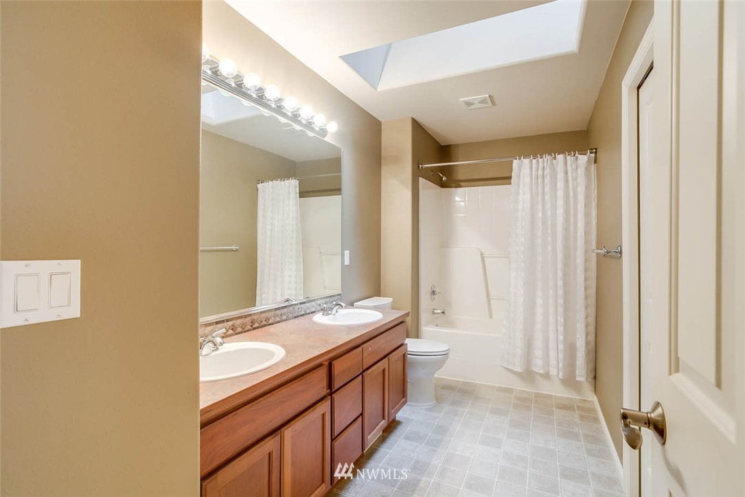 16641 Southeast 165th Way Renton, WA 98058 - Photo 22 of 25