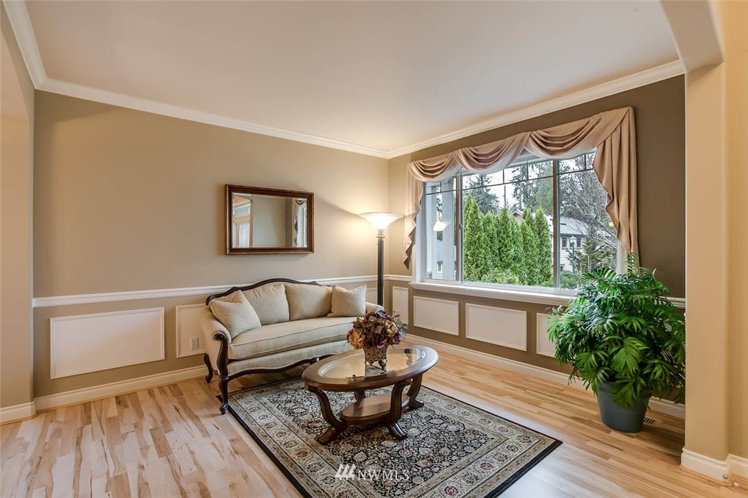 16641 Southeast 165th Way Renton, WA 98058 - Photo 4 of 25