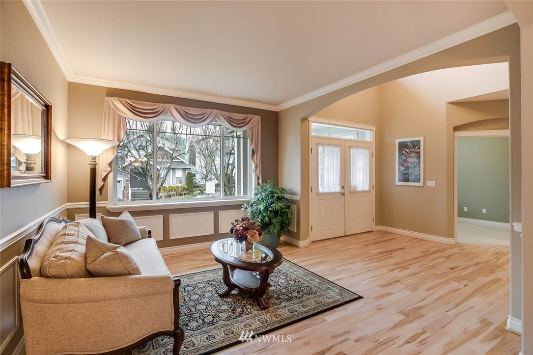 16641 Southeast 165th Way Renton, WA 98058 - Photo 5 of 25