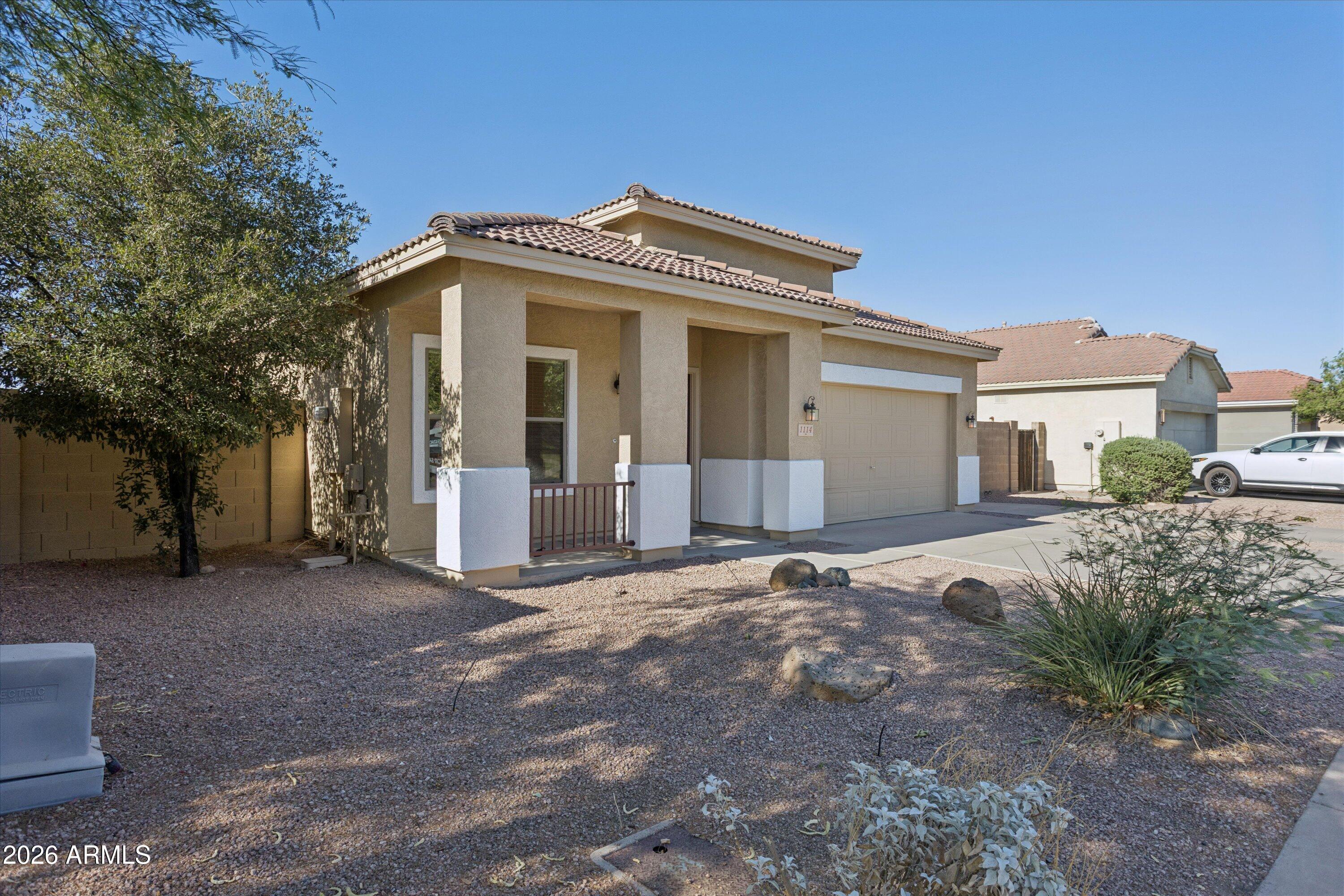 1114 East Pedro Road Phoenix, AZ 85042 - Photo 3 of 33