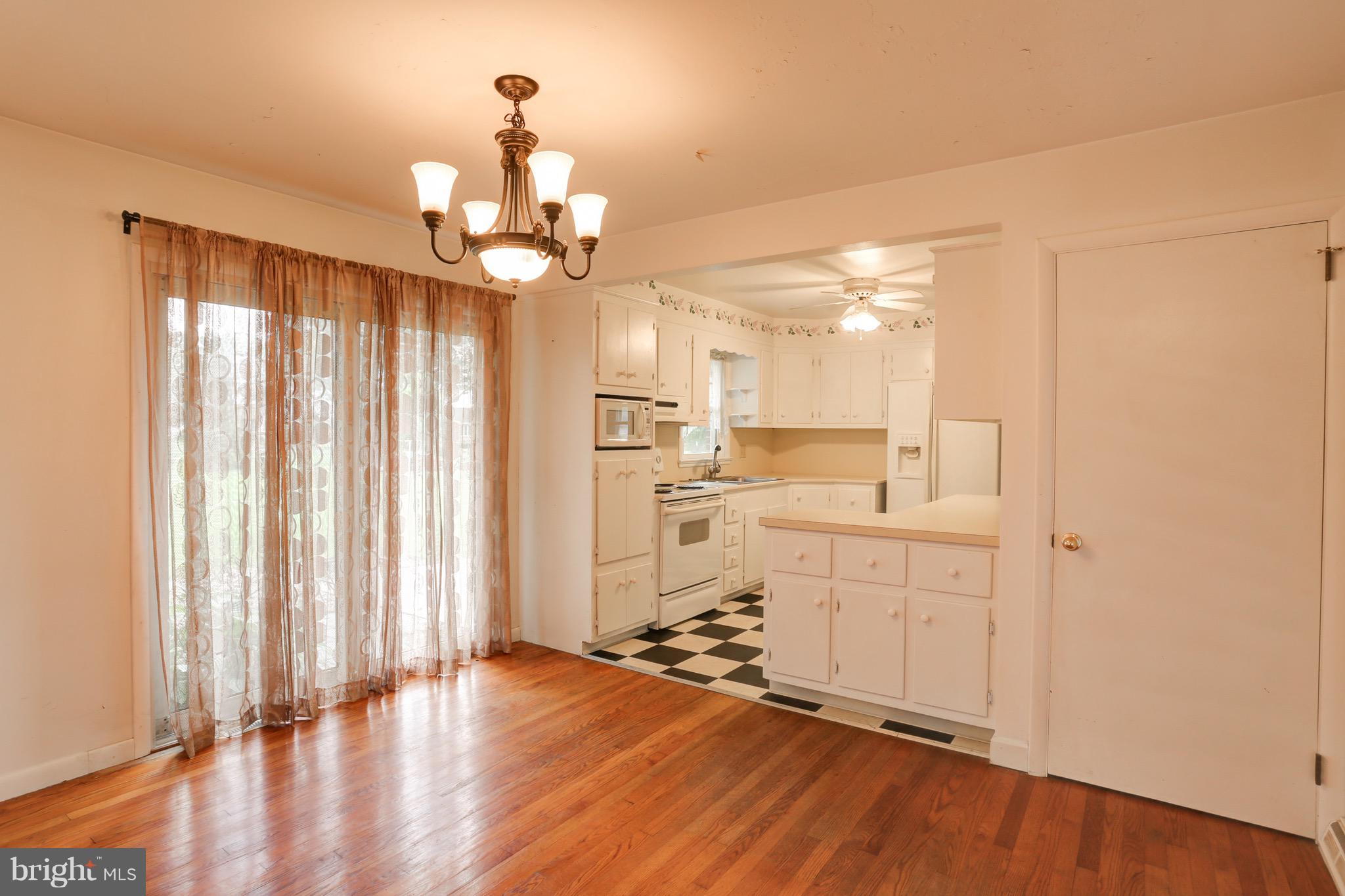 3421 Charlestown Road Lancaster, PA 17603 - Photo 11 of 26 Gallery Image 11