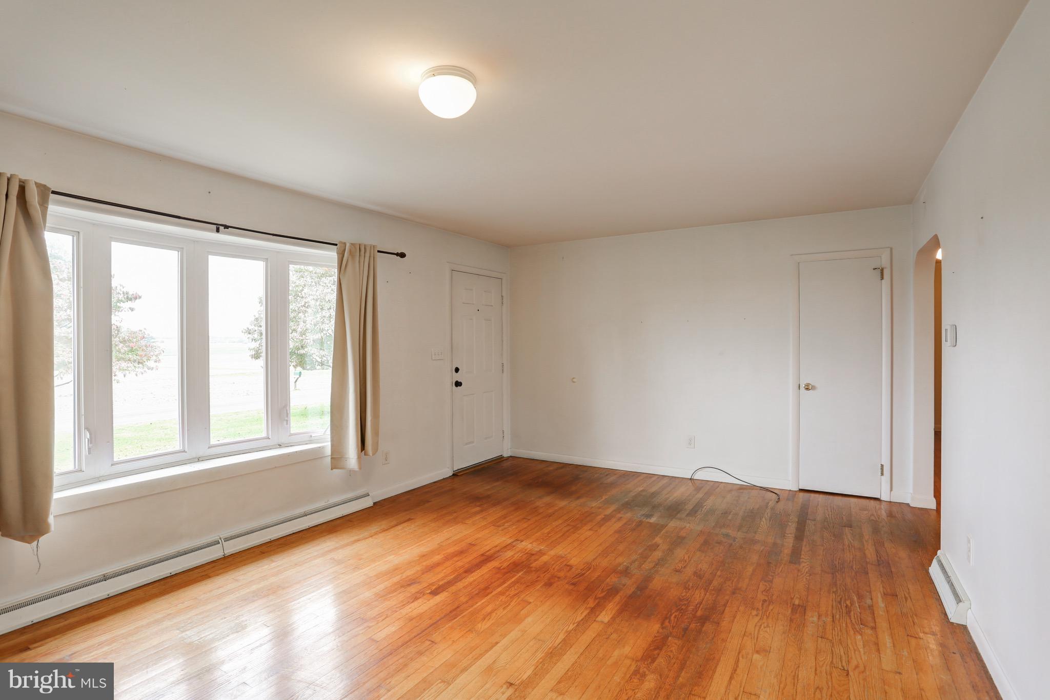 3421 Charlestown Road Lancaster, PA 17603 - Photo 8 of 26 Gallery Image 8