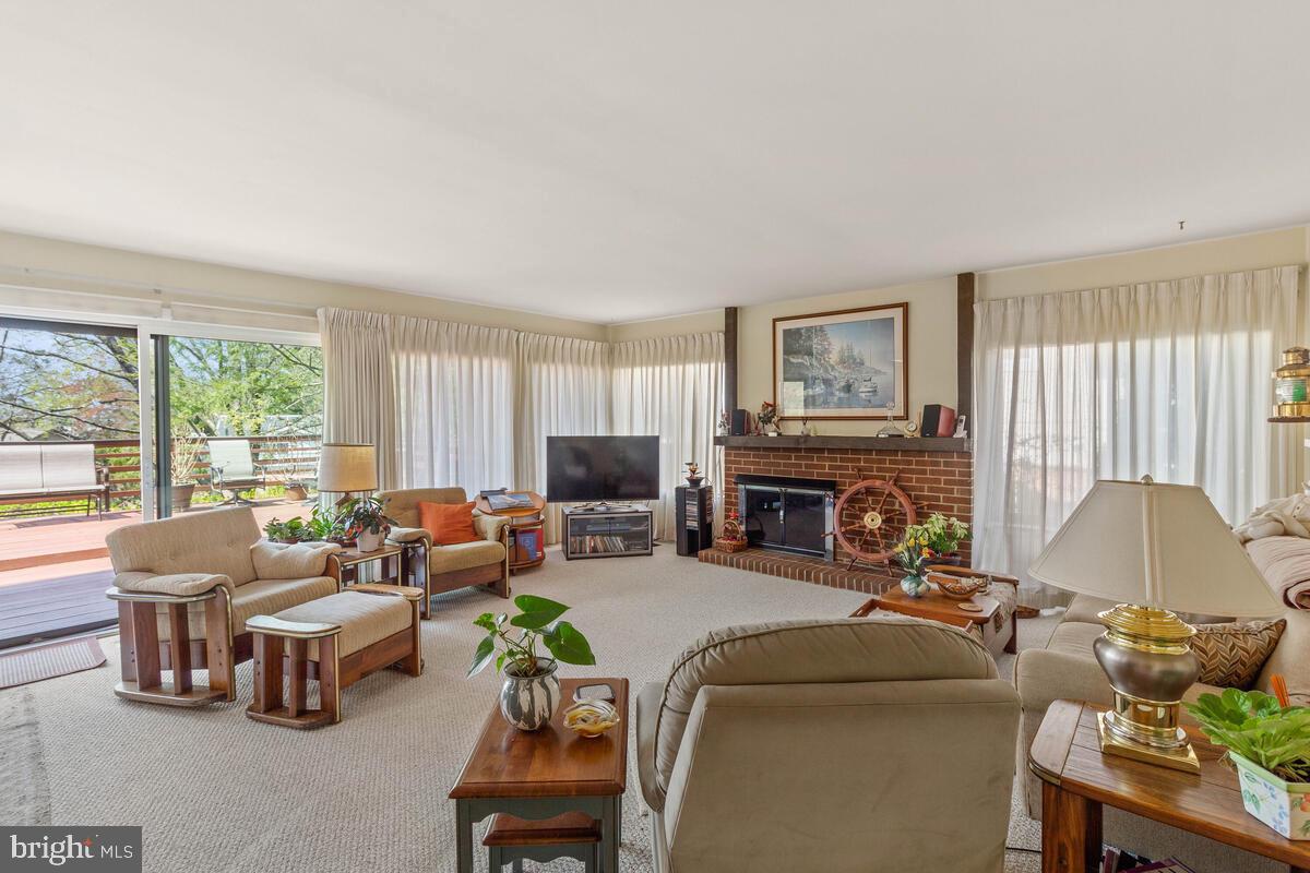 18920 Glendower Road Gaithersburg, MD 20879 - Photo 9 of 29