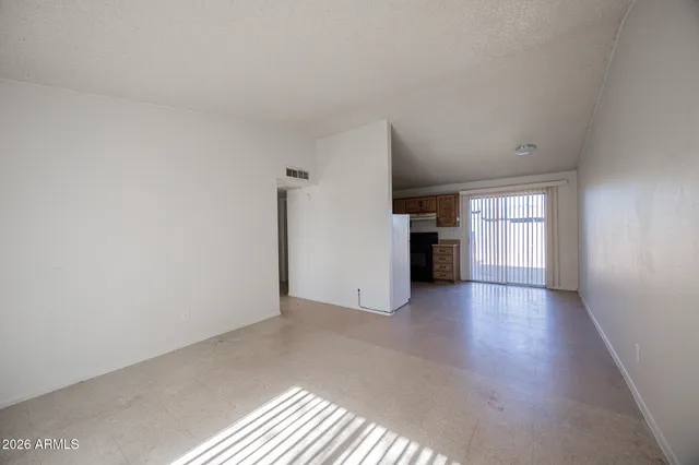 $1,095 | 3646 North 67th Avenue, Unit 15, Phoenix, AZ 85033