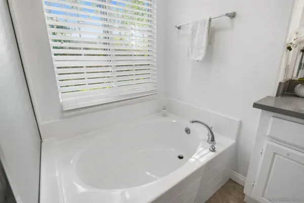 $1,050,000 | 6 Taquitz, Irvine, CA 92602