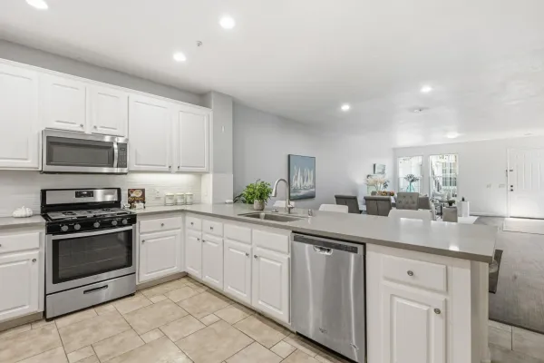 $1,050,000 | 6 Taquitz, Irvine, CA 92602