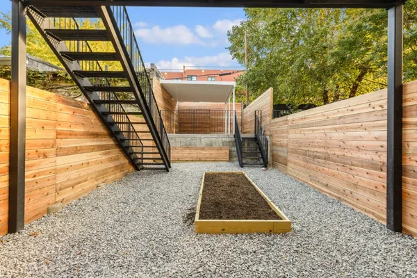 a view of outdoor space