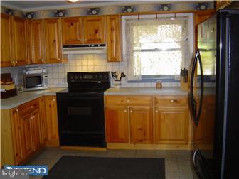 596 Almshouse Road Doylestown, PA 18901 - Photo 3 of 12 Kitchen