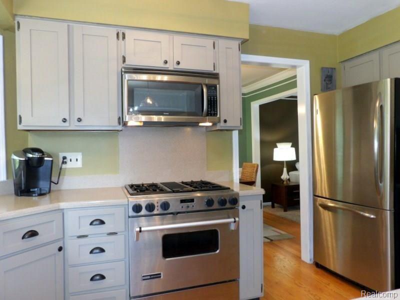 26426 Inkster Road Flat Rock, MI 48134 - Photo 26 of 56 102_4907.JPG