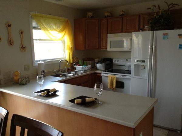 117-119 Michon Street Springfield, MA 01151 - Photo 3 of 12 Gallery Image 3