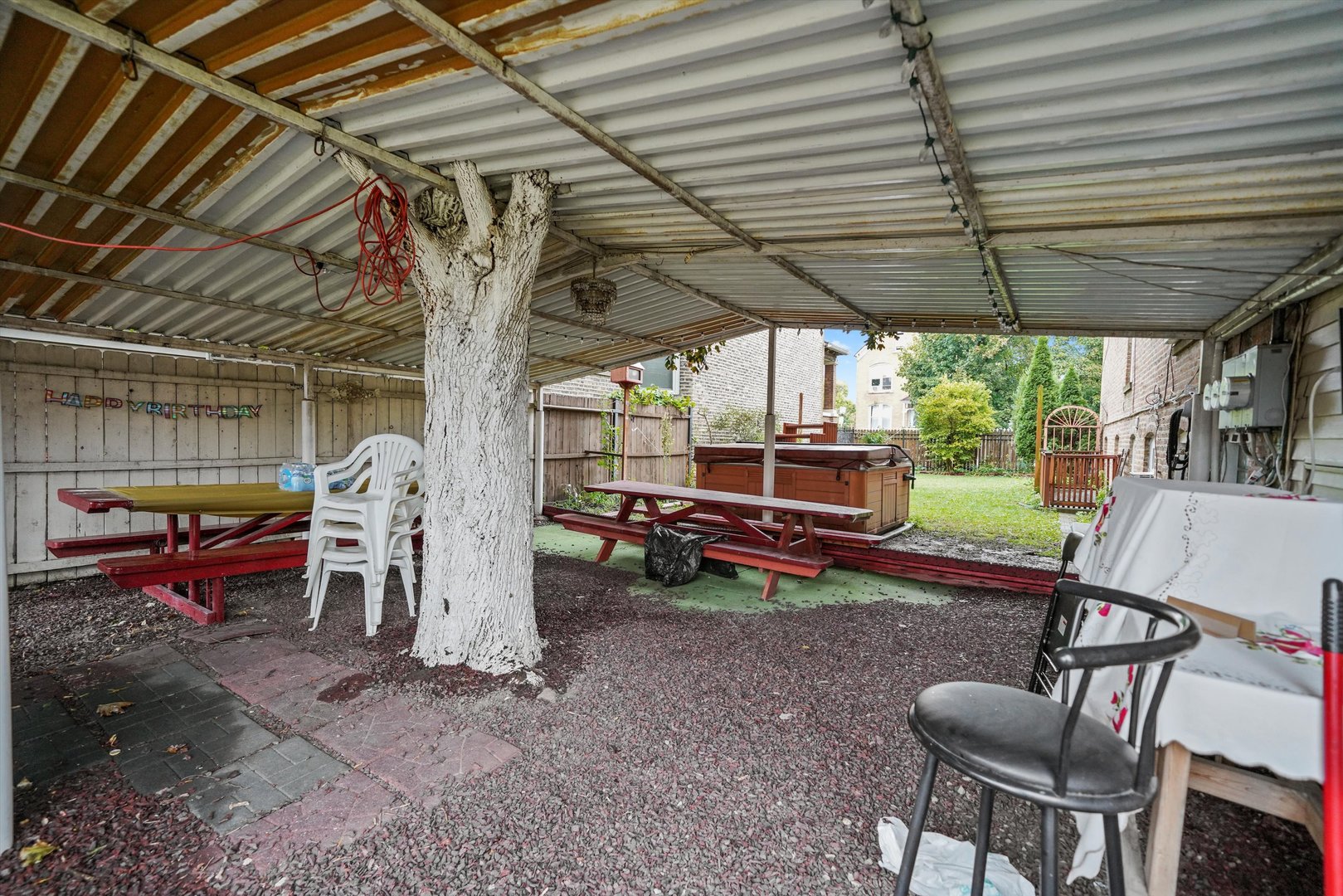 1450 North Springfield Avenue Chicago, IL 60651 - Photo 37 of 46 a view of outdoor space