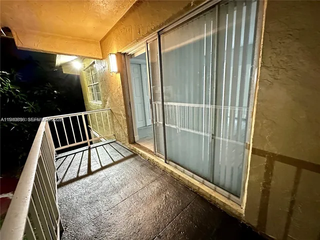 $1,850 | 301 Northwest 177th Street, Unit 212, Miami Gardens, FL 33169