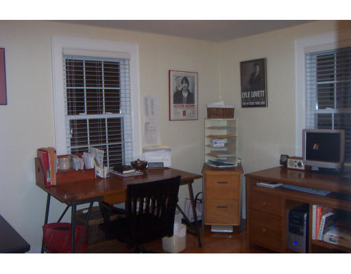 16 Burley Farm Road Danvers, MA 01923 - Photo 6 of 10 Gallery Image 6