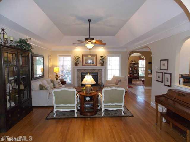 8506 Merriman Farm Road Oak Ridge, NC 27310 - Photo 3 of 16 Living Room.