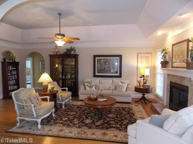 8506 Merriman Farm Road Oak Ridge, NC 27310 - Photo 4 of 16 Living Room.