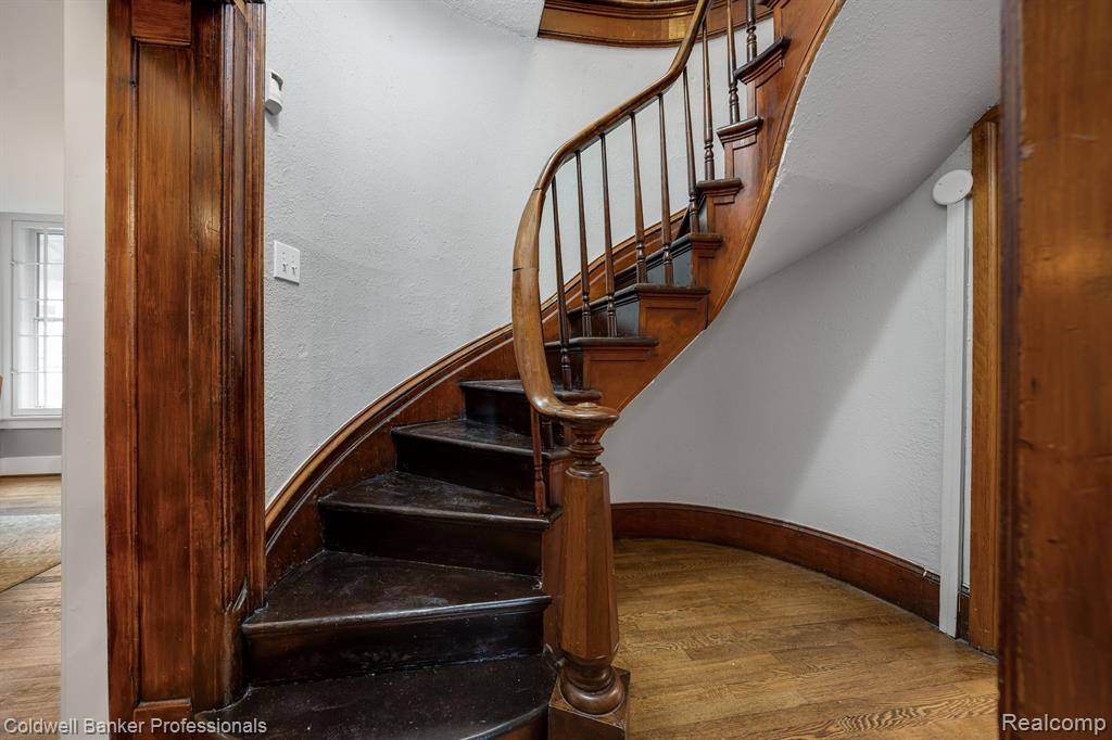 3590 Orchard Lake Road West Bloomfield, MI 48324 - Photo 20 of 34