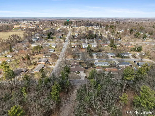 $350,000 | 810 West South Street, Greenville, MI 48838