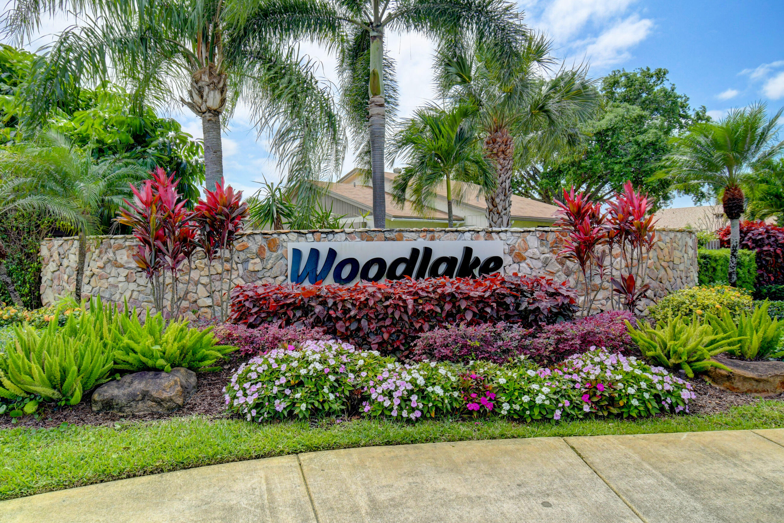 533 Southwest 29th Avenue Delray Beach, FL 33445 - Photo 27 of 32 Entry Sign to Community